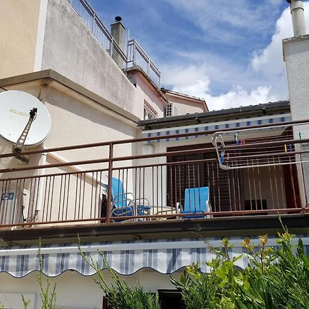 Apartments By The Sea Selce, Crikvenica - 15063 Экстерьер фото