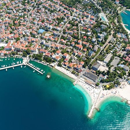 Apartments By The Sea Selce, Crikvenica - 15063 Экстерьер фото