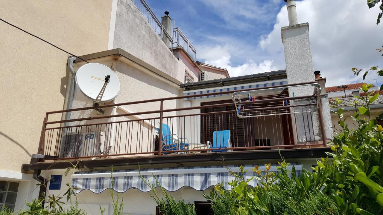 Apartments By The Sea Selce, Crikvenica - 15063 Экстерьер фото